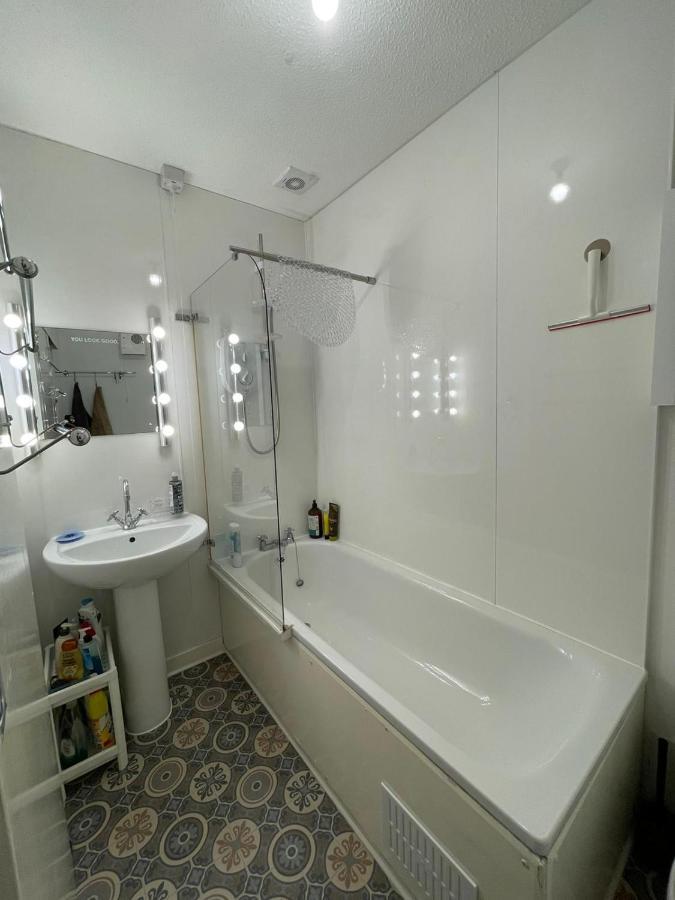 One bedroom Websters Land Flat - Grassmarket Edinburgh Exterior foto